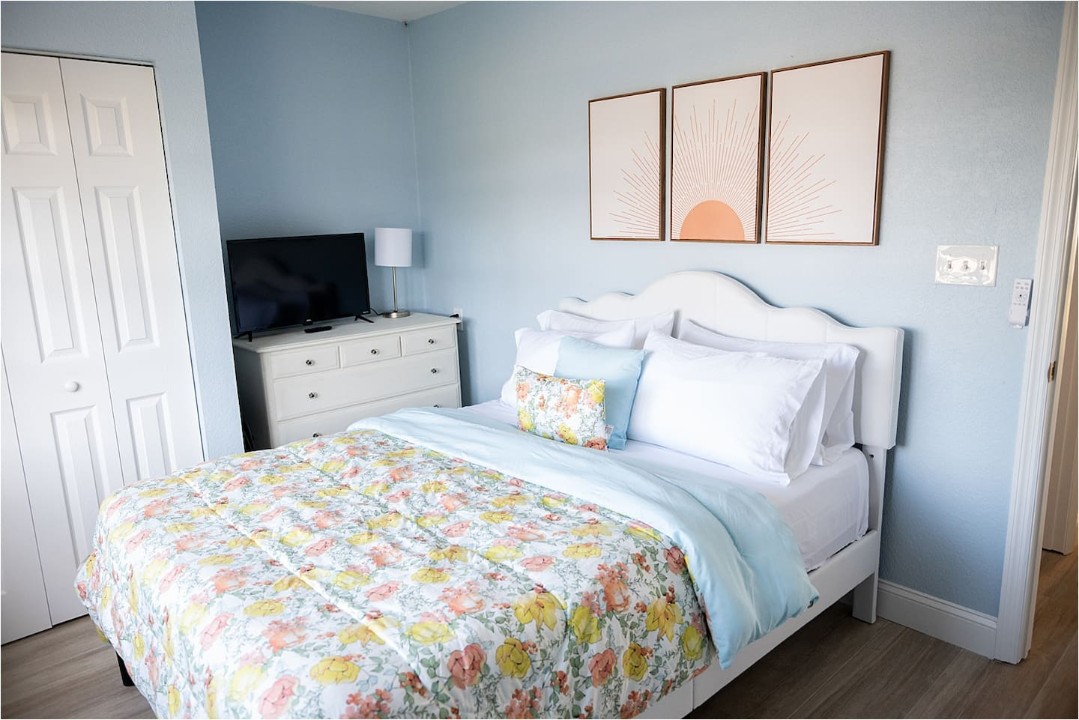 e8a2493b-0a33-431b-95a9-3011162b30cb